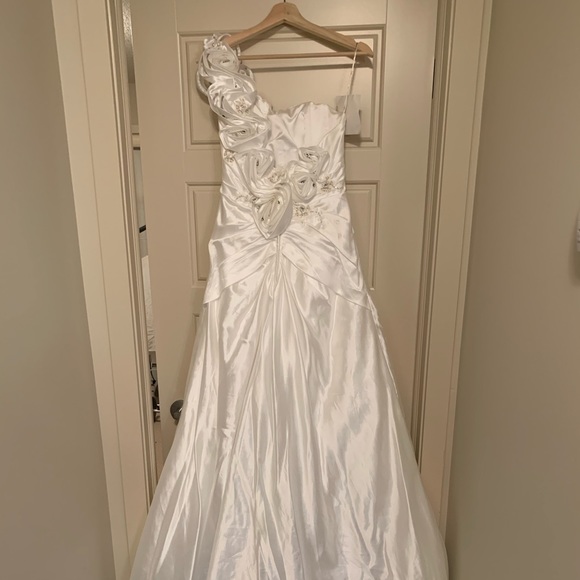 Maggie Sottero Couture NWT A-Line Wedding Dress 🤩 - Picture 3 of 8